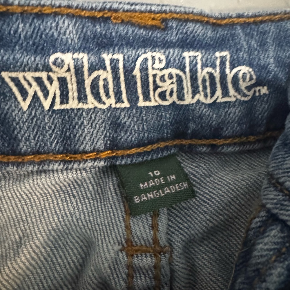 WallFlower Distressed Denim Shorts – Size M - Picture 4 of 5